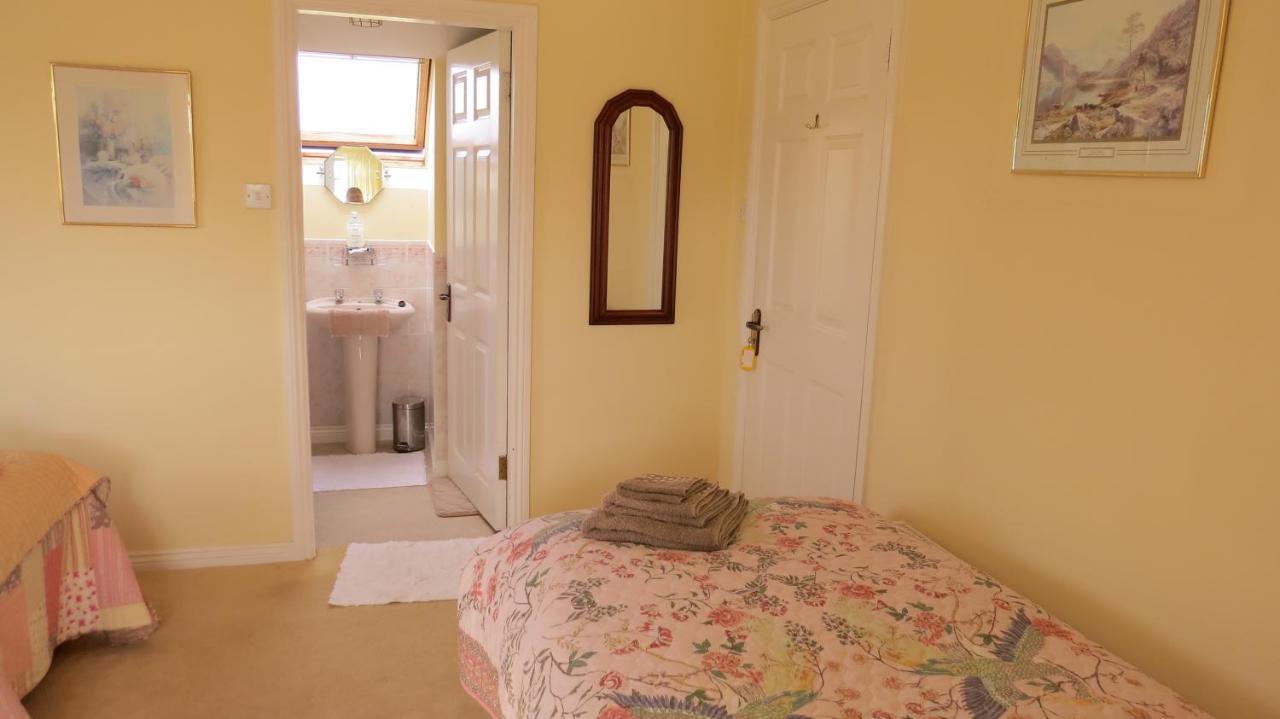 Bed and Breakfast Tyreda Ennis Exterior foto